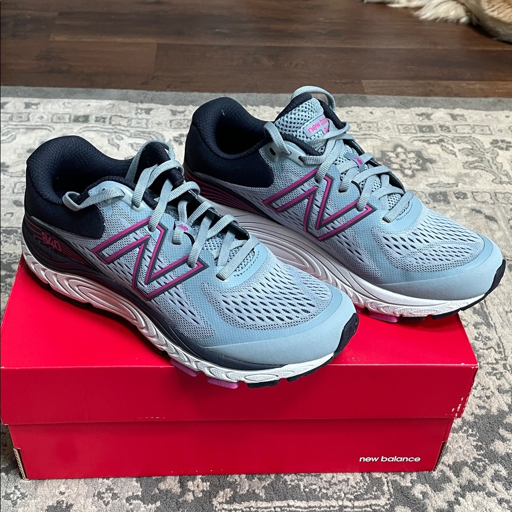 New Balance running 840 women’s shoes.